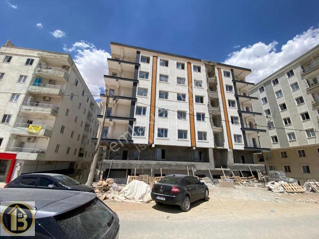 Eski Avm Arkası Sosyal Bilimler Lisesi Karşısı Ön Cephe 3+1daire