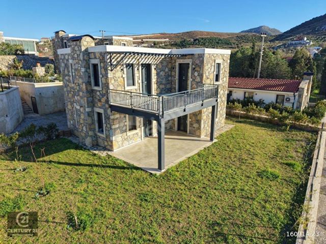 Eski Datça'da Modern Taş Mimari 500 m Arsa Payı 3+1 Villa