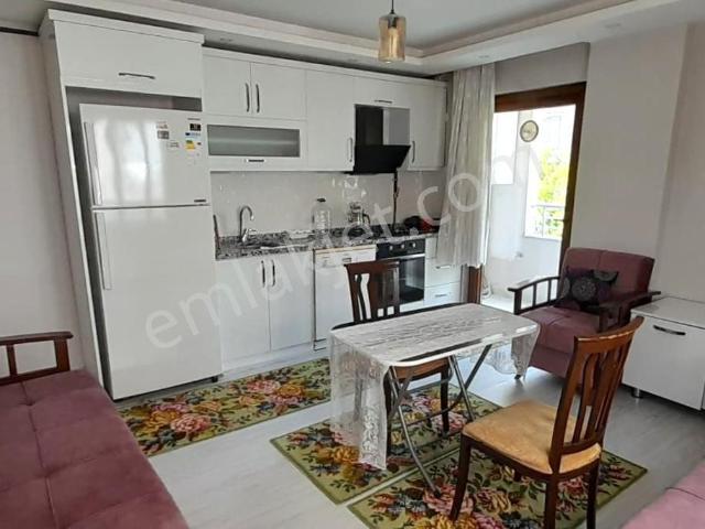 Eski Devlet Hastanesi Acil Karşısı Kiralık 1+1 Eşyalı Daire