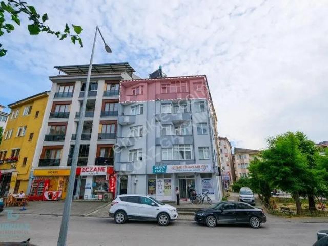Eski Devlet Hastanesi Altında 2+1 Sıfır Tadilatlı Kiralık Daire