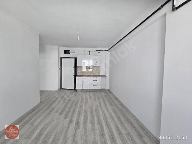 ESKİŞEHİR TEPEBAŞI ÇAMLICA MH AMERIKAN MUTFAKLI 1+1 SATILIK DAİRE