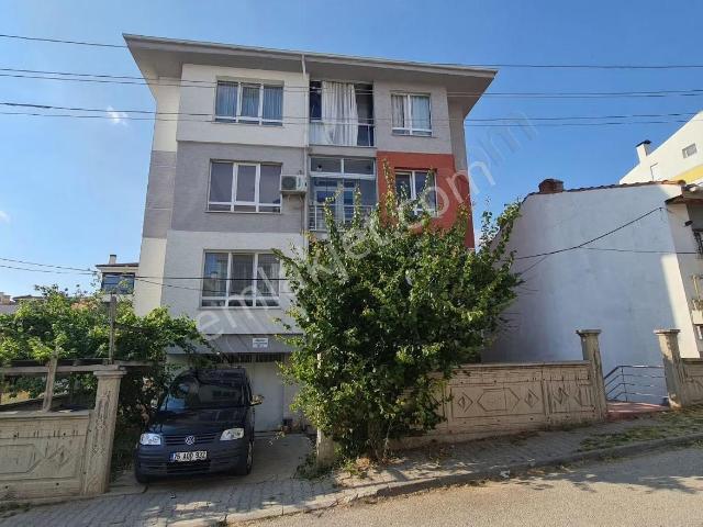 Eskişehir Çamlıca Mahallesi Salim Sokakta 2+1 Ara Kat Daire