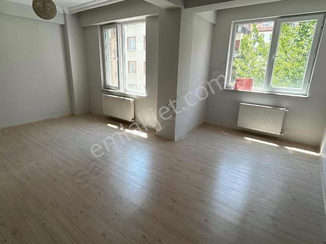 Eskişehir Gökmeydan Da Ayrık Nizam Balkonlu 3+1 Kiralık Daire