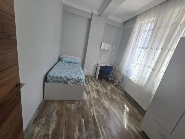 Eskişehir Odunpazarı Büyükdere Mh Eşyalı Abonelikleri Açık 1+1 Kiralık Daire