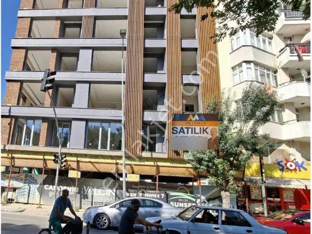 Eskişehir M.k Atatürk Cd.üzerinde Satılık Ebeveyn Banyolu Daire