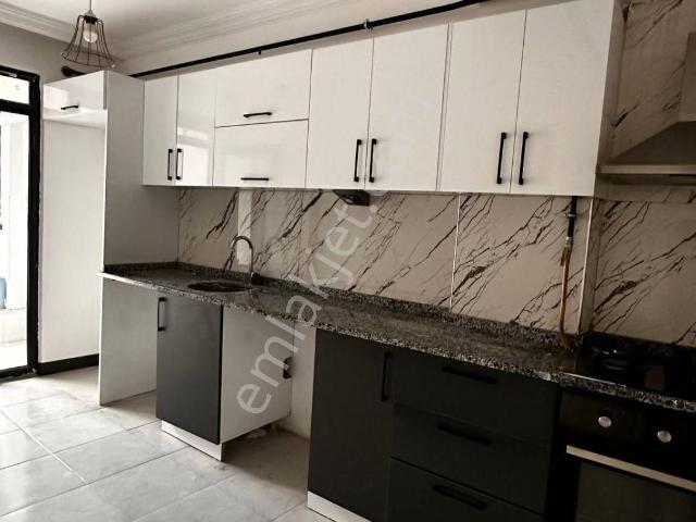 Eskişehir Tepebaşı, Esentepe Mahallesinde, Kiralık Asansörlü 2+0 Daire Eğitimciler Caddesi Yakını