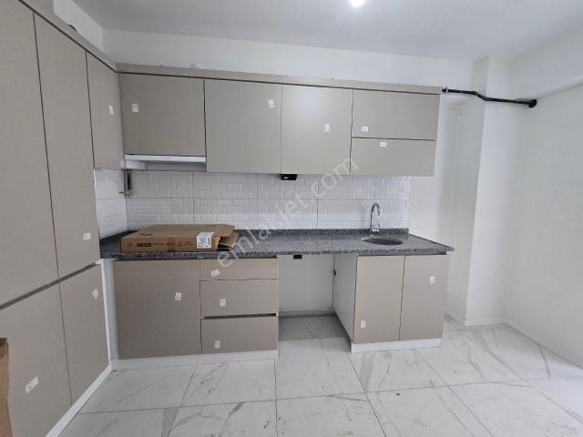 Eskişehir Tepebaşı Esentepe Mh Ayrı Mutfaklı 1+1 Kiralık Daire