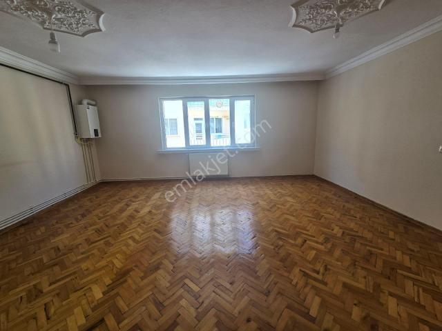 Eskişehir Tepebaşı Işıklar Mh 3+1 Kiralık Daire