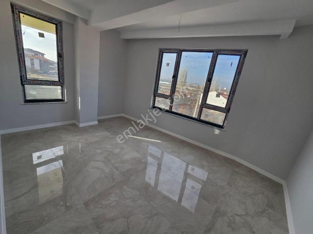 Eskişehir Tepebaşı Şirintepe Mh 2+0 Satılık Daire