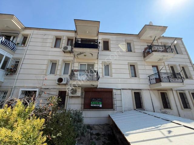 Eski Foça Merkez Fevzi Paşa’ Da Satılık Evimiz