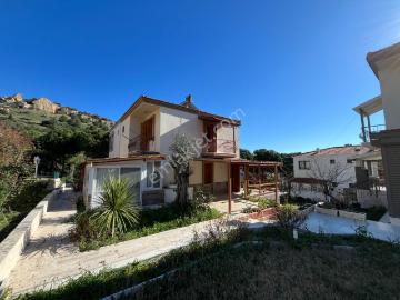 Foça, İzmir ili, Ege Bölgesi - Balkon, Uüzme havuzu