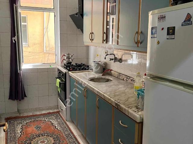 Eski Galeriya Arkasında Kiralık Eşyalı Daire