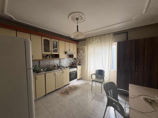 Eski Galeriya Arkasında Satılık 4+1 Daire