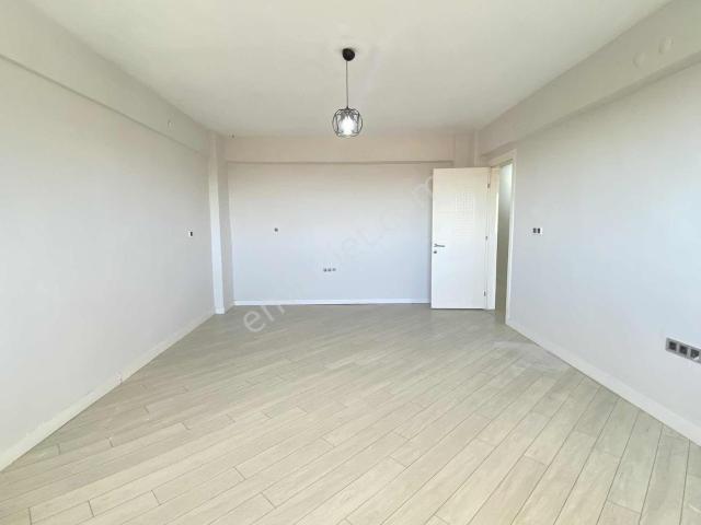 Eskidjiden Özel Sağlık Hast. Yakını Kiralık Daire Fırsatı !