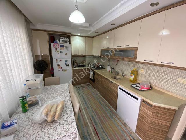 Eskiyol Caddeye Yakın 158m2 3+1 Ebeveyn Banyolu Arakat Daire