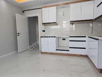 Eslider Gayrimenkulden Çamlıcada Satılık 2+1