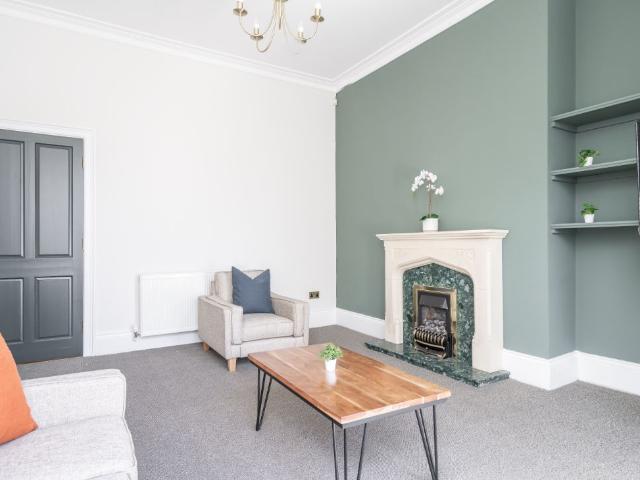 Eslington Terrace, Newcastle NE2, 2 bed flat to rent, £953 pppm | PrimeLocation