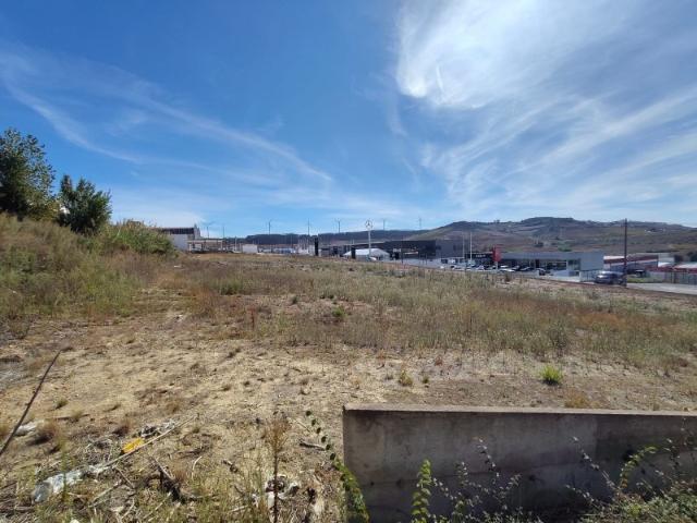 Espaço com cerca de 1.000 m², Torres Vedras