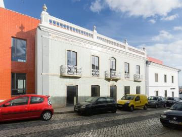 Espaço Comercial ou Moradia T5 Histórica | Palácio Santa Isa. 460m² Portimão