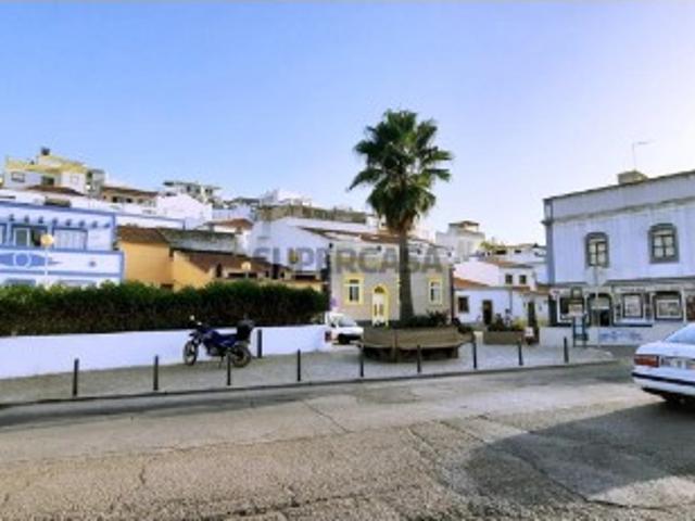 Terreno em Ferragudo