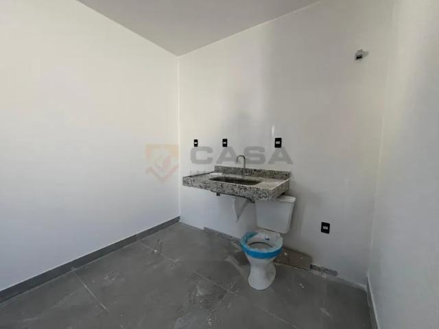 Espaçosa Casa Duplex em São Francisco – Jacaraípe, Próxima à Orla! Yyoe