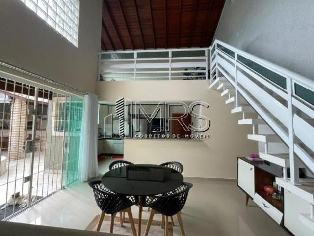Espaçosa Casa 3 Suítes à Venda na Flórida, Praia Grande R$1,25Mi