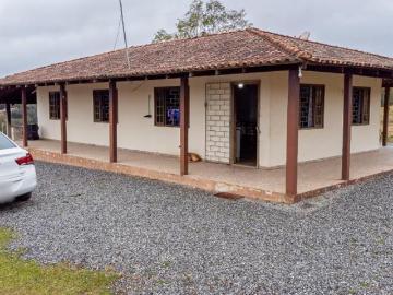 Espaçosa chácara de 74 mil m² em Quitandinha Paraná