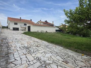 Espaçosa Moradia T5 perto de Tomar 400m² Tomar São João Baptista