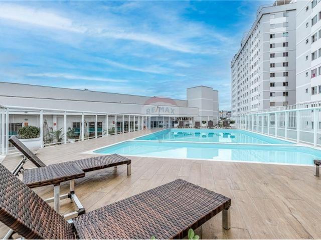 Espaçoso apartamento de 2 quartos disponível no prestigiado bairro de Santa Terezinha!