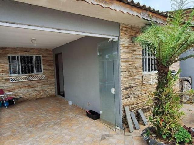 Espaçoso Imóvel à Venda na Fazenda Rio Grande 2 Dormitórios e Amplo Terreno