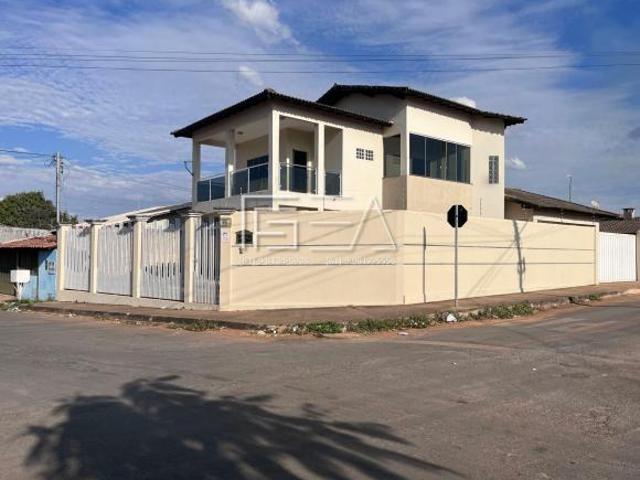 Espaçoso Sobrado de 3 Quartos com Suíte Seu Novo Lar Está Esperando Por Você!