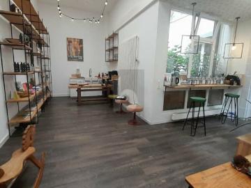 ESPACE COMMERCIAL LUMINEUX ET MODERNE