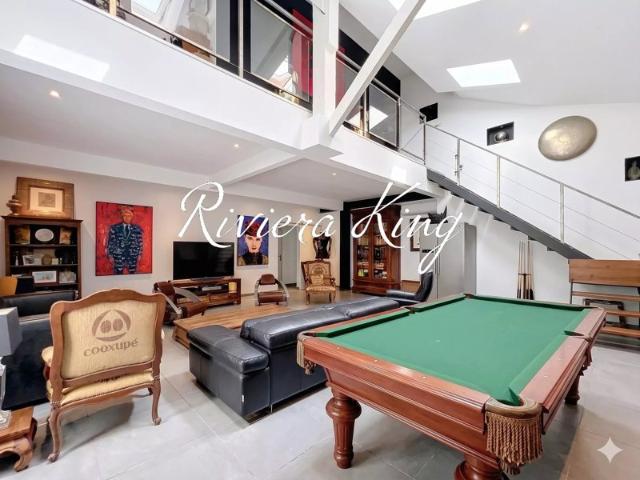 Espace atypique Nice Port – Loft esprit atelier et galerie