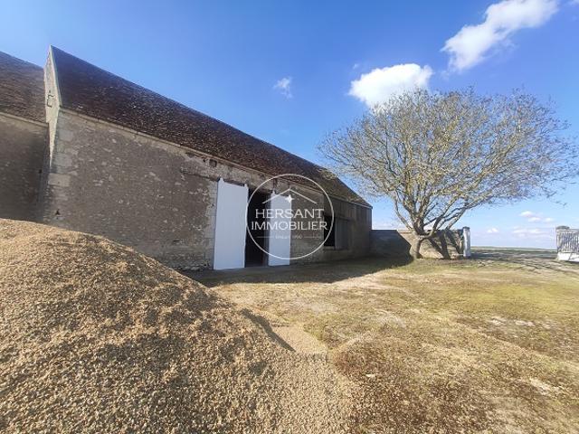 Espace de stockage Cravant 150 m2