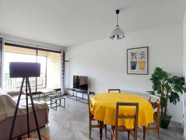 ESPACE MIRABEAU T2 MEUBLÉ AVEC ASCENSEUR
