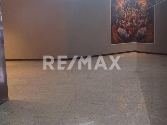 CONSULTORIO EN RENTA EN CHIMALISTAC