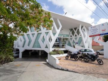 Espacio Comercial en Renta en Av La Luna