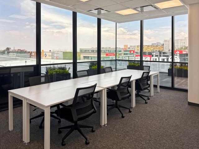 Espacio de oficina en renta para 5 personas en MEXICO CITY, Santa Fe The point