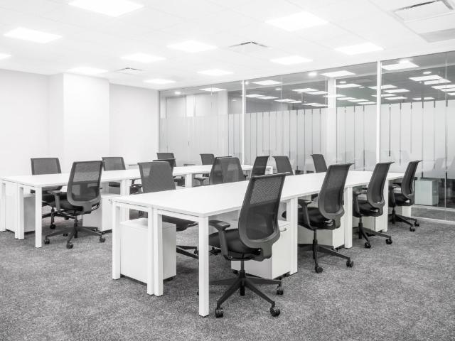Espacio de oficina en renta para 5 personas en Quer?taro, Constituyentes
