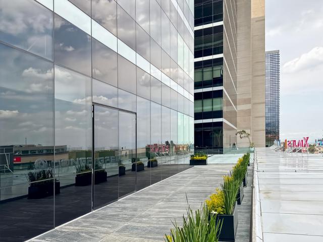 Espacio de oficina en renta para 1 persona en MEXICO CITY, Santa Fe The point