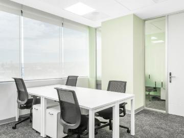 Espacio de oficina en renta para 2 personas en Quer?taro, Constituyentes
