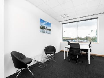 Espacio de oficina en renta para 3 personas en Regus Napoles