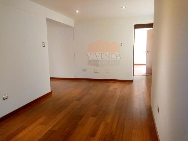 Espacioso Dpto en La Mejor Zona de Cayma 240 m² en Venta