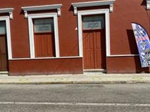 | Espacioso local en renta en el centro |