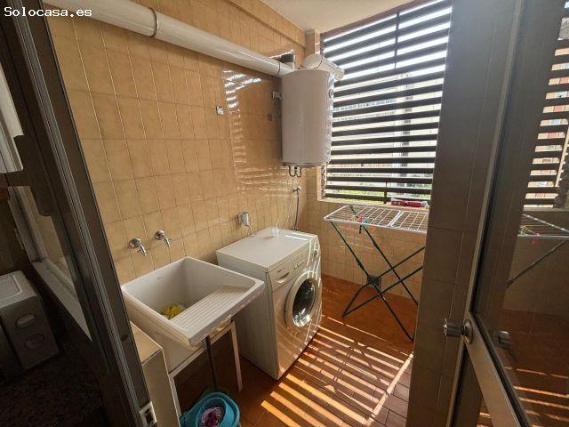 ¡Espacioso Piso Amueblado de 129m2 en ALQUILER CON 4Habitaciones Dobles y Terraza!