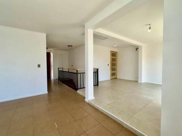 Espaciosa Casa en Ciudad de Los Valles Pudahuel 80 | 3 dormitorios por 7300.00 en Pudahuel