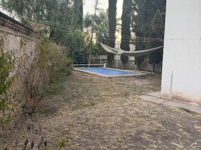 ESPACIOSA CASA EN CLUB DE GOLF LA HACIENDA