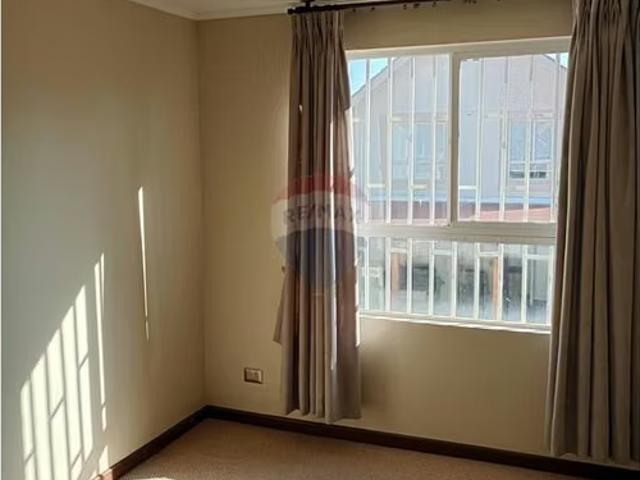 Espaciosa casa, linderos, alto sacramento | 4 dormitorios por 205000. 00 en Buin