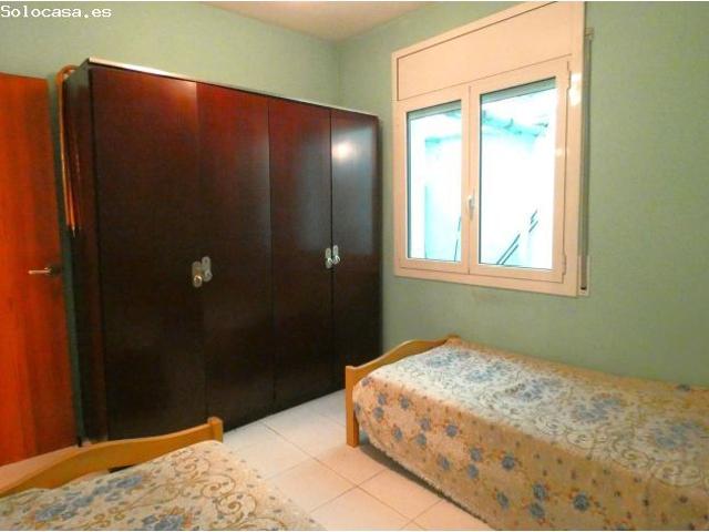 Espaciosa casa pareada de 300 m2 con gran garaje y terraza en el centro de Santa Margarida de Montbu