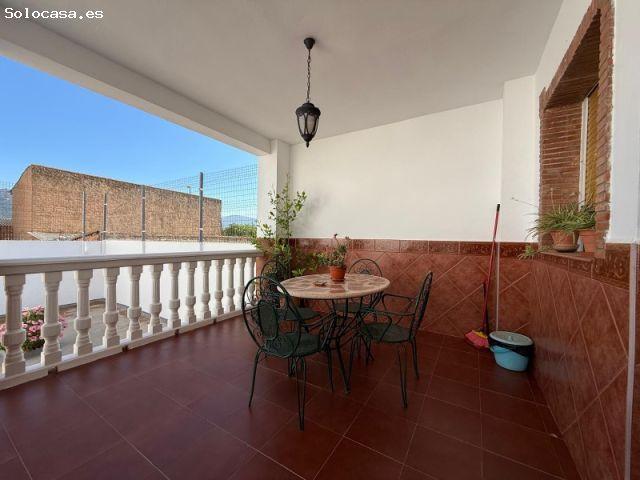 Espaciosa vivienda en El Almendral Zafarraya, confort, estilo y funcionalidad